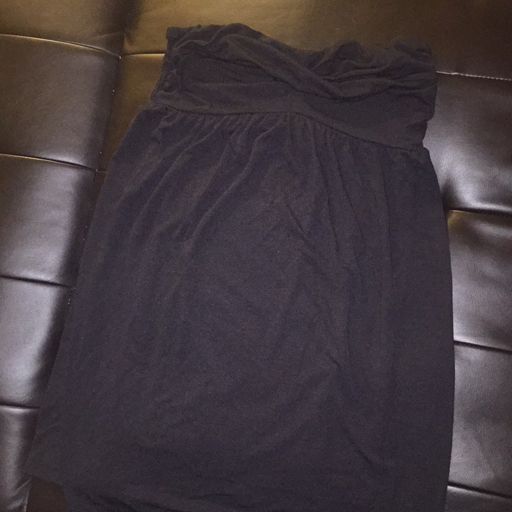 Strapless black shirt